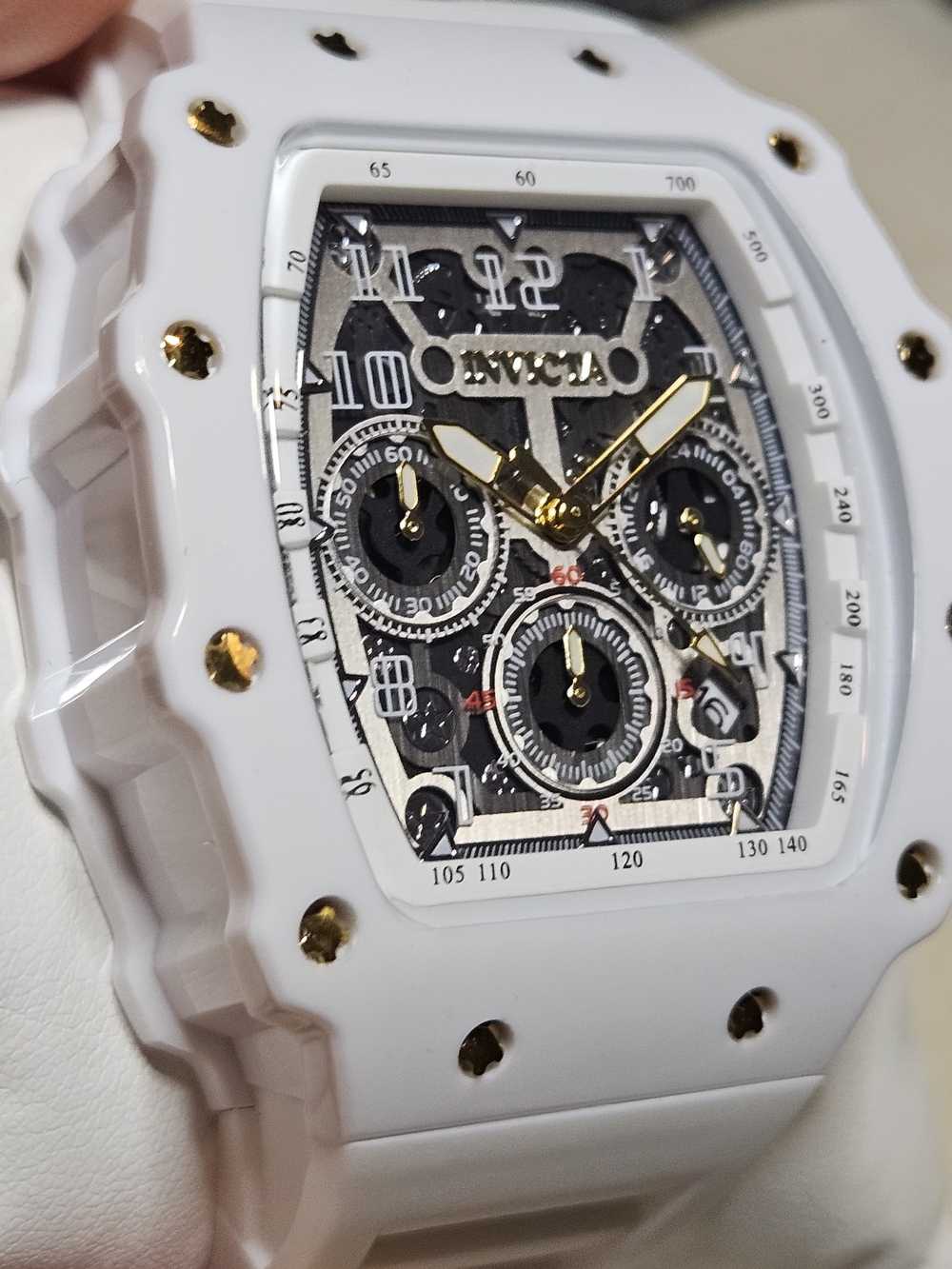 Invicta Racing Men’s White and Gold Chronograph Watch - Picture 13 of 15